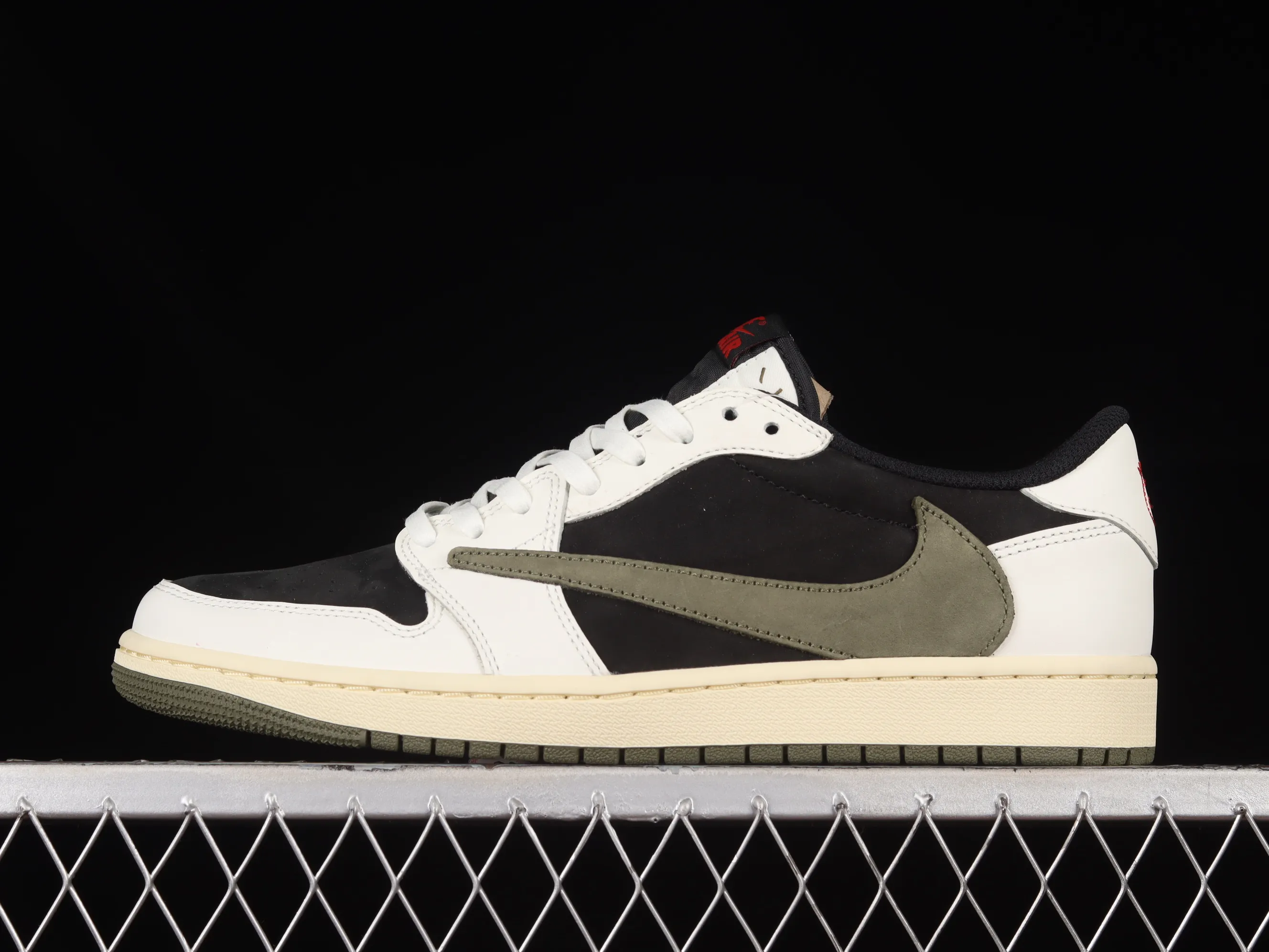 All Categories Air Jordan Jordan Series Basketball Shoes Air Jordan 1 Low LW Version Travis Scott x Air Jordan 1 Low OG AJ1 Joe 1 Joint Overhead DZ4137-106